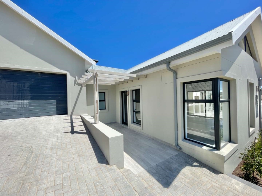 3 Bedroom Property for Sale in Seemeeu Park Western Cape